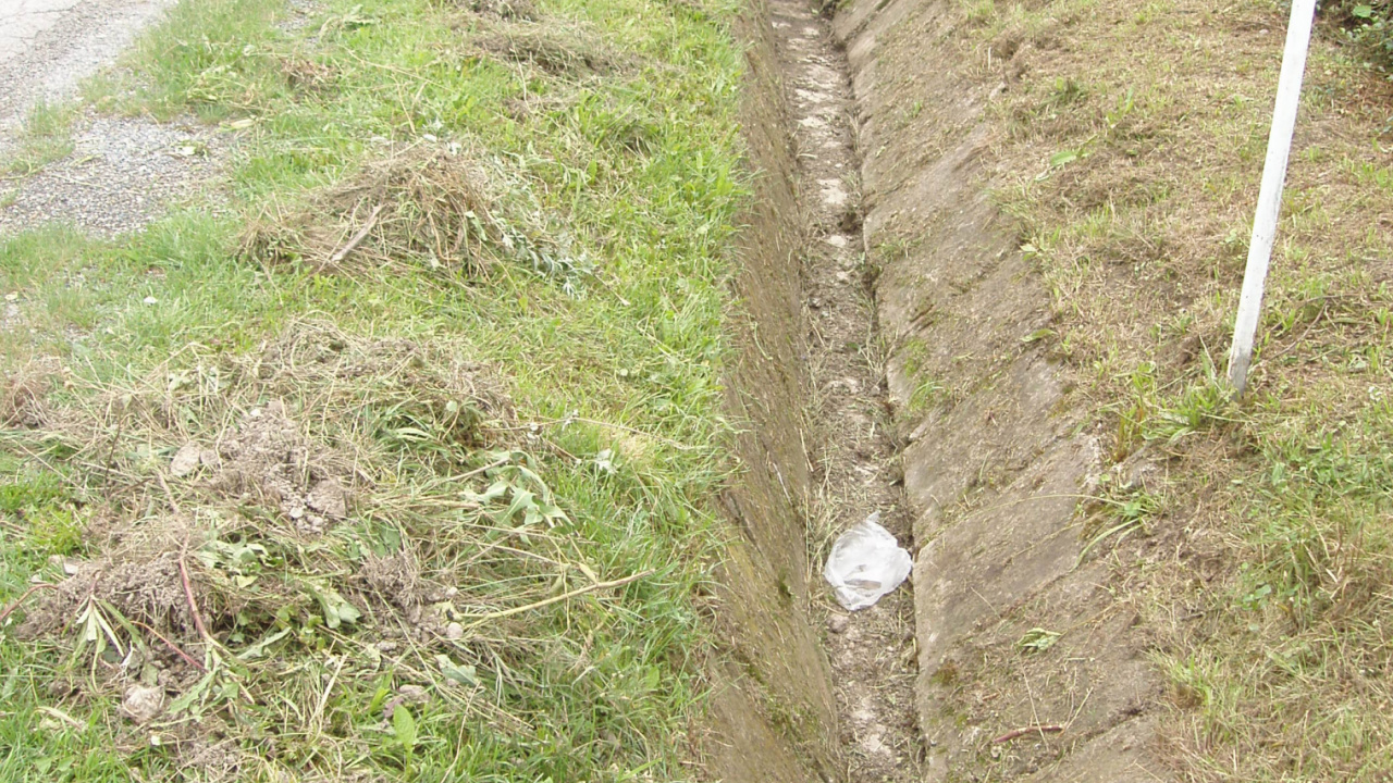 Fotografia fotogalérie Čistenie Kostoľanského potoka a rygolov 2011