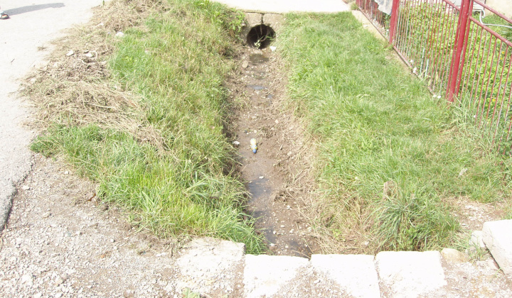 13. fotografia fotogalérie Čistenie Kostoľanského potoka a rygolov 2011