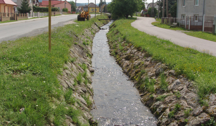 16. fotografia fotogalérie Čistenie Kostoľanského potoka a rygolov 2011